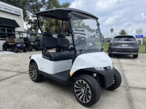 2024 E-Z-GO Freedom RXV ELiTE Lithium | Bright White | Zero-Maintenance 2-Passenger Sale!