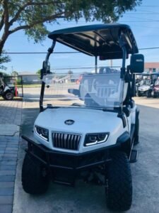 2025 Evolution D5 Maverick 4 Plus Pearl White | Cart with CarPlay